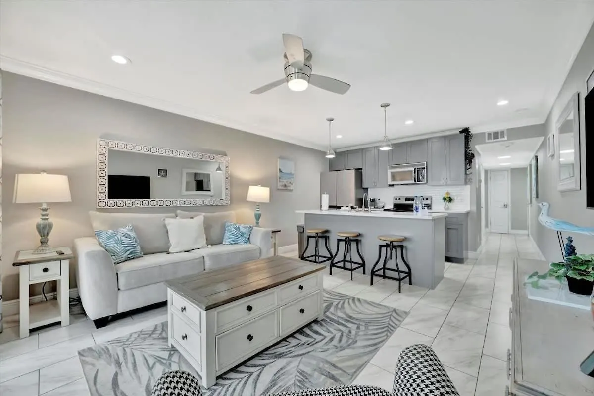Апартаменты Pearl Suite A Balcony Bayview Suite & Htd Pool Тампа США